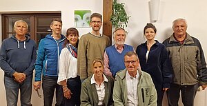Ein Gruppenfoto mit dem Vorstand des Trägervereins